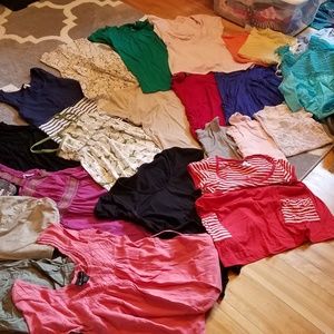 Lot of maternity summer clothing mostly size S/M